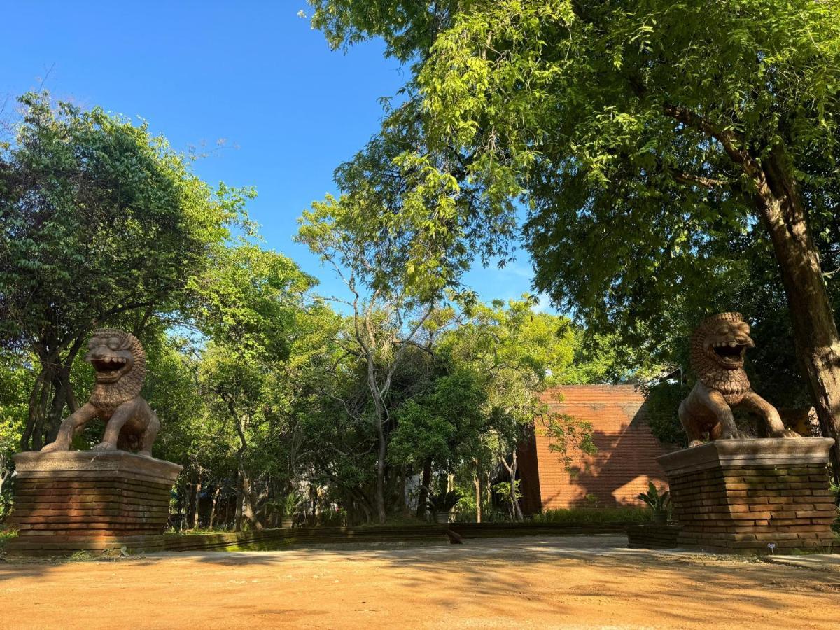Aswadduma Hotel Dambulla Exterior photo