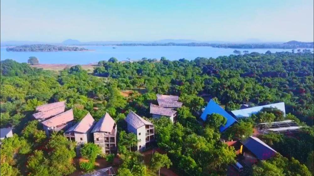 Aswadduma Hotel Dambulla Exterior photo