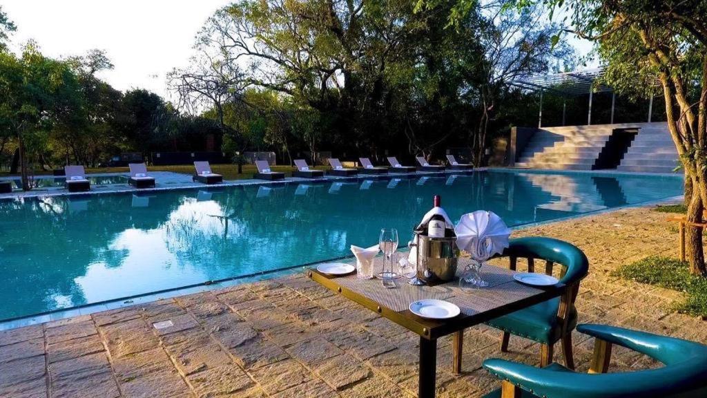 Aswadduma Hotel Dambulla Exterior photo