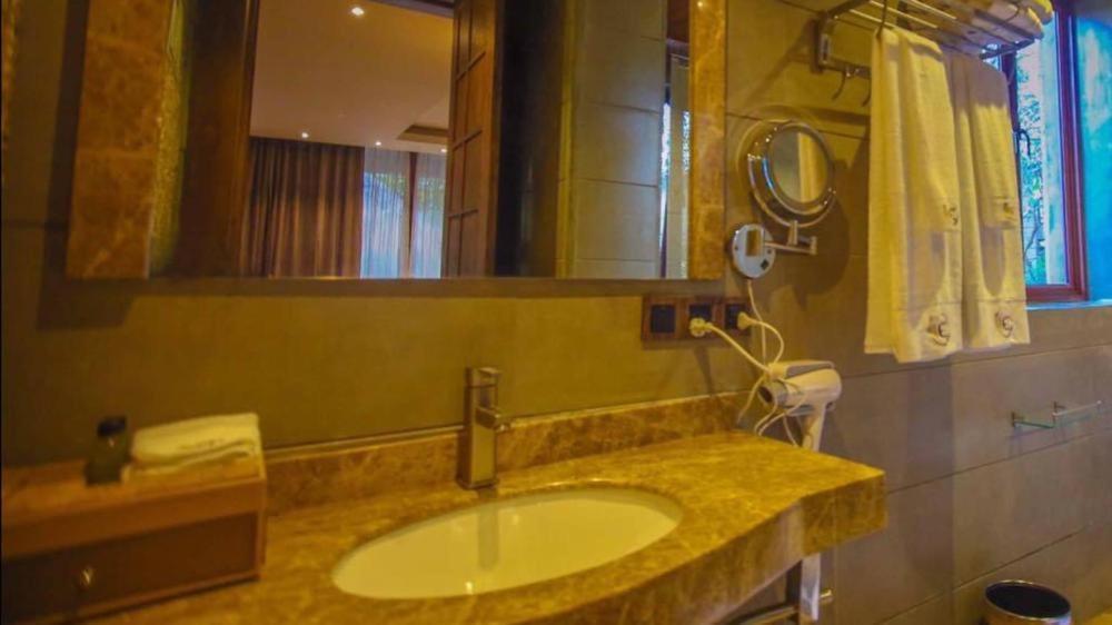 Aswadduma Hotel Dambulla Exterior photo